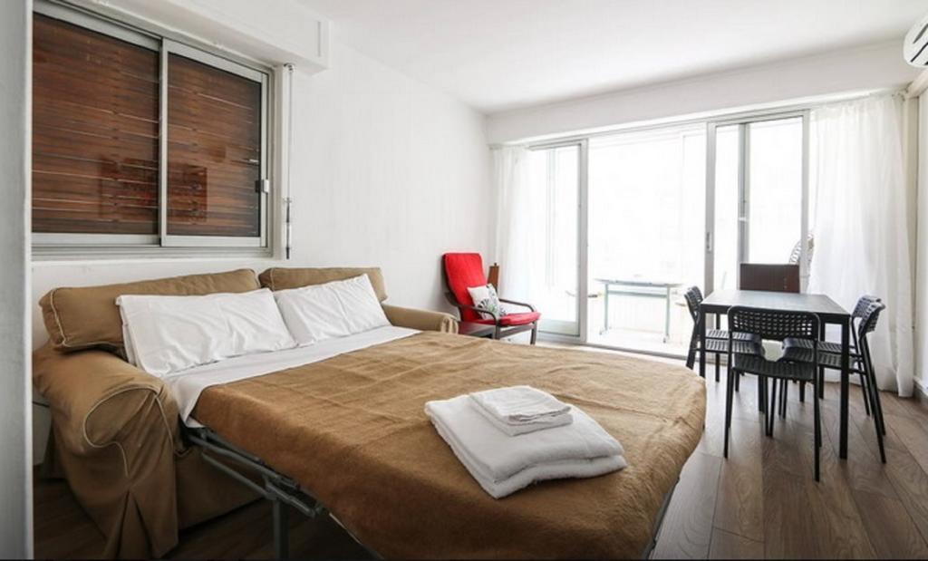Viva Riviera - 1 Rue Victor Cousin * Cannes